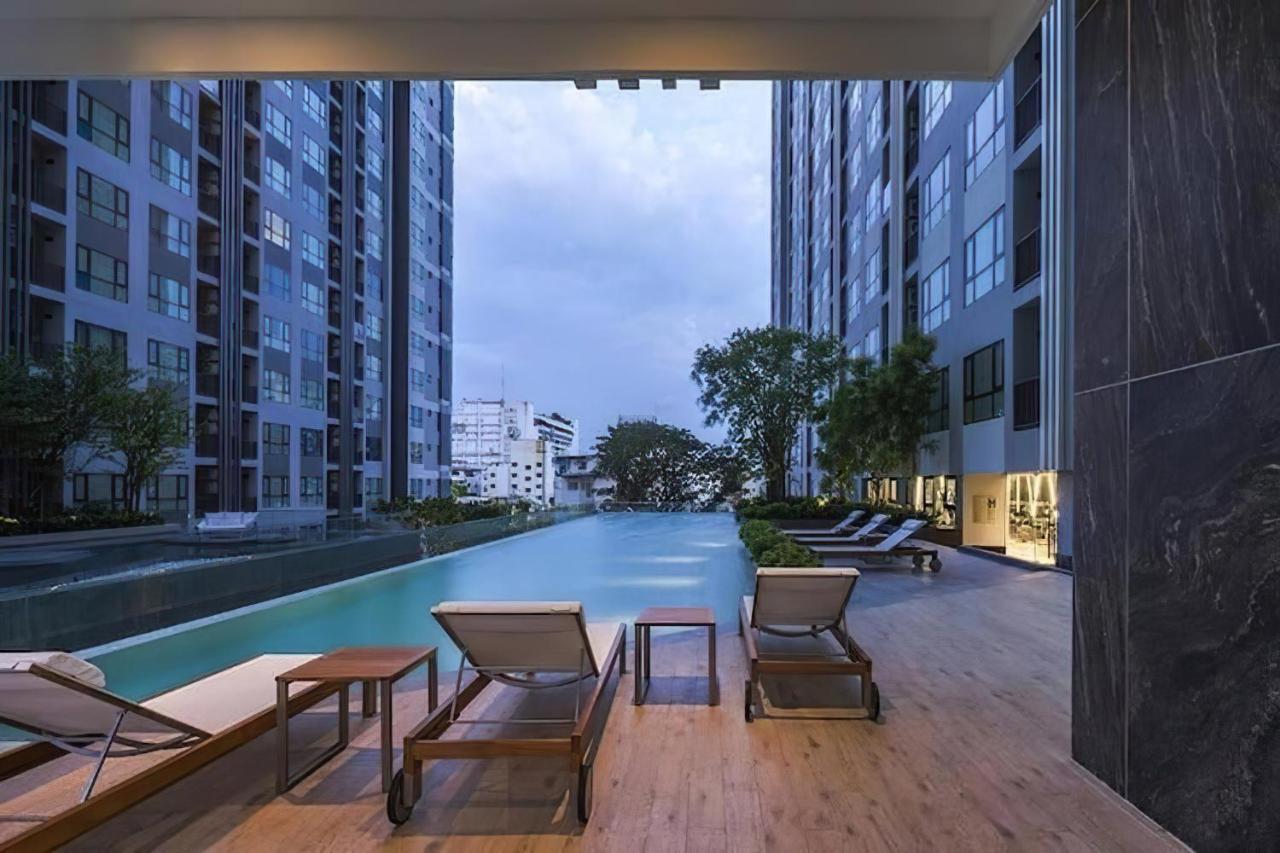 Centrally Located Amazing Place @ Appartement